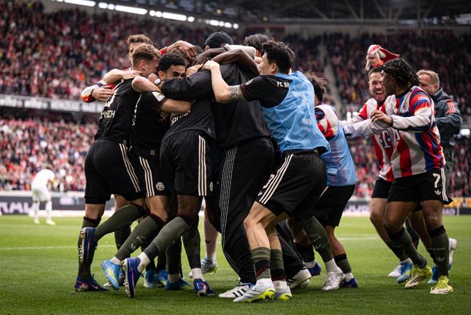 领先第5名23分，拜仁成第二支晋级下赛季欧冠正赛的球队